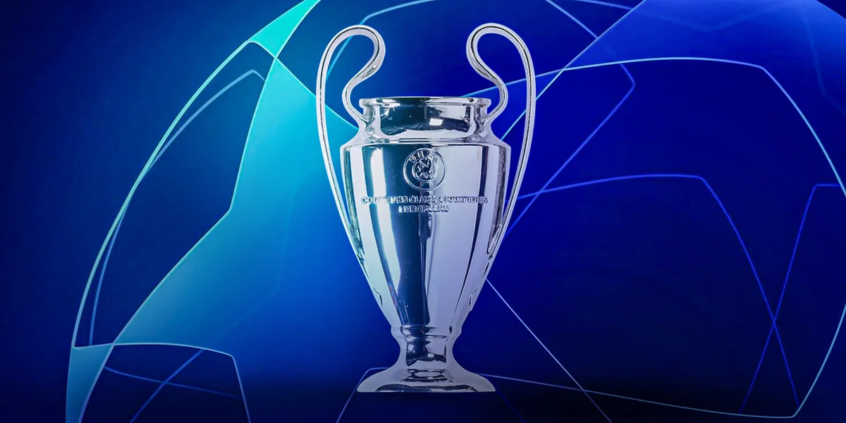 开云体育欧冠联赛冠军奖杯闪耀金色光芒